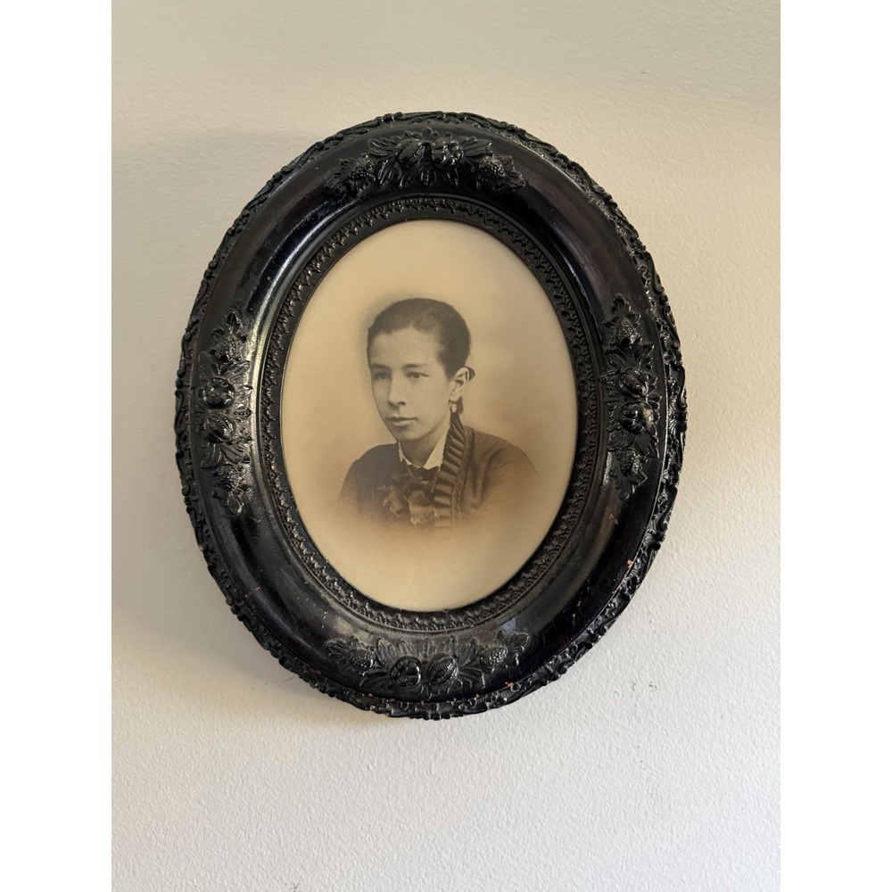 Antique Victorian Oval Portrait Photo Woman Ornate Black Floral Frame